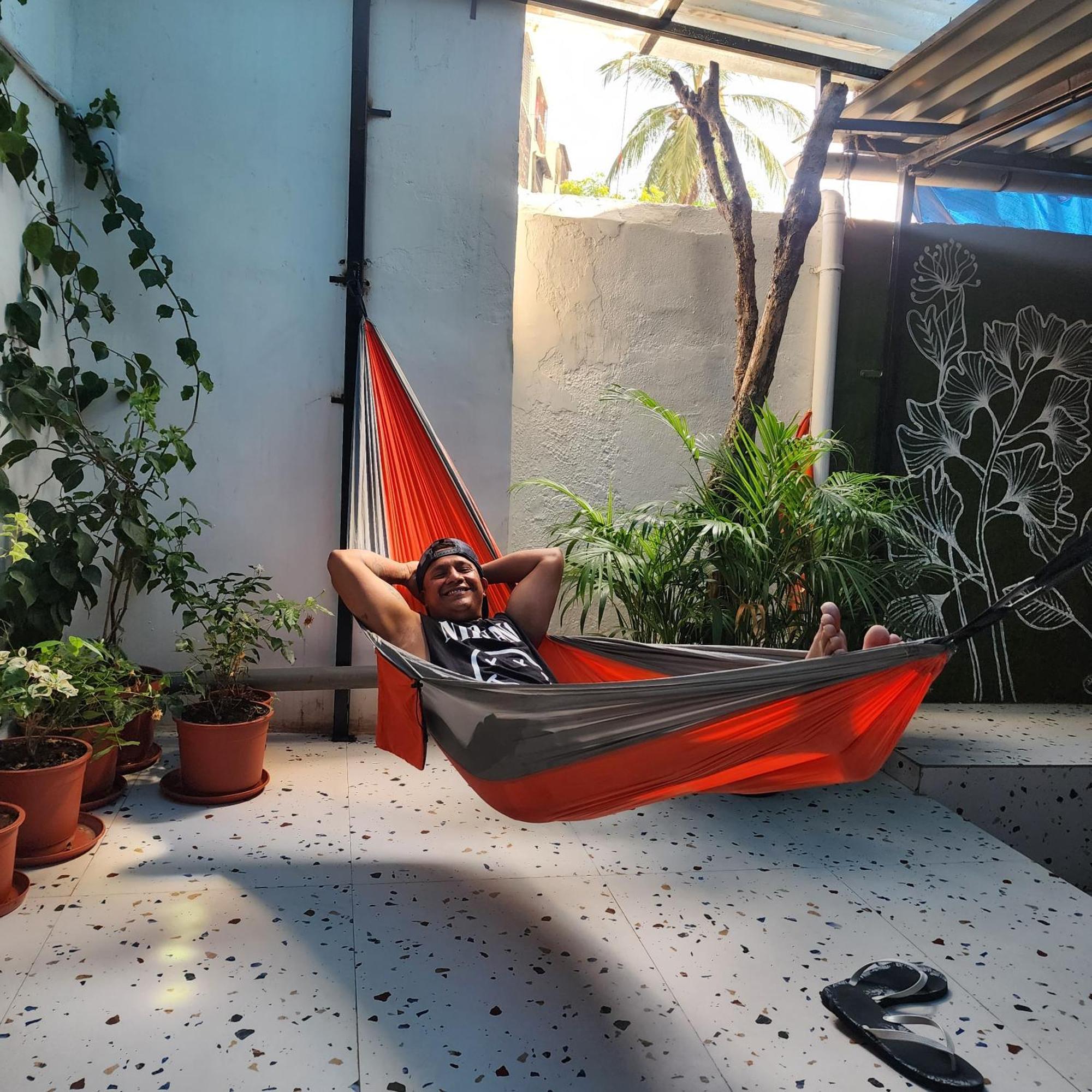 Hammock Hostels - Bandra Mumbai Exterior foto