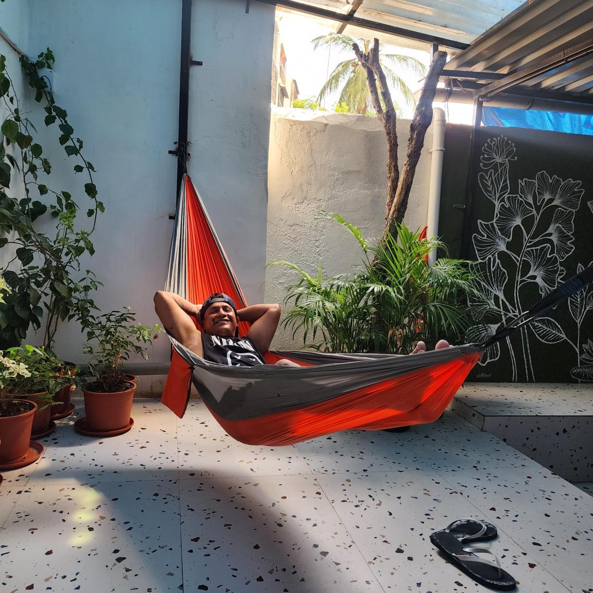 Hammock Hostels - Bandra Mumbai Exterior foto